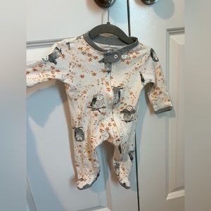 Burt’s Bee Owl Patterned Onesie, Newborn Size
